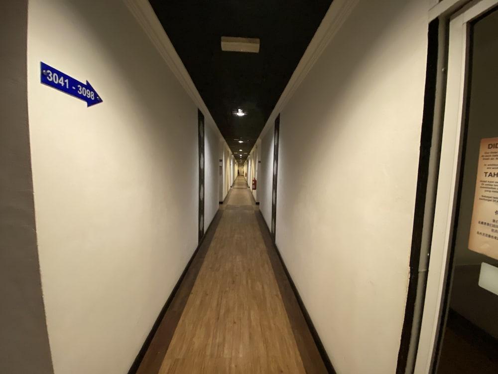 โอโย 89847 สวิทซ์ พาราไดซ์ โฮเต็ล Hotel โกตาคินาบาลู ภายนอก รูปภาพ