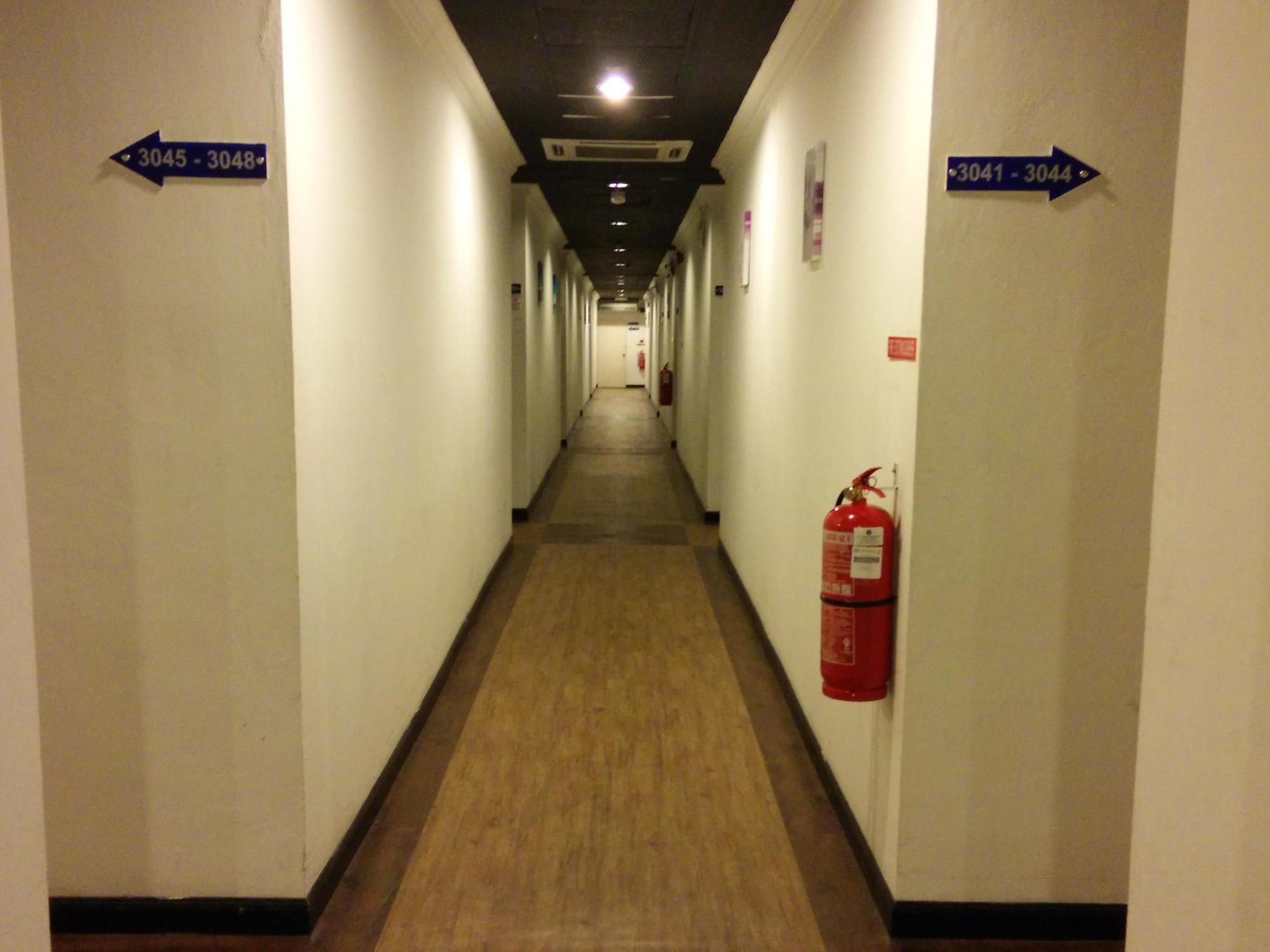 โอโย 89847 สวิทซ์ พาราไดซ์ โฮเต็ล Hotel โกตาคินาบาลู ภายนอก รูปภาพ
